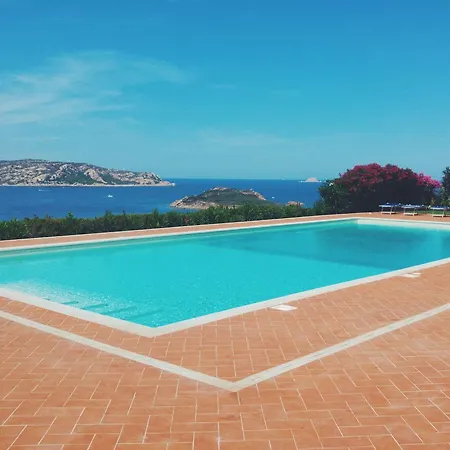 Casa Azzurra Villaggio Est Дом отдыха *