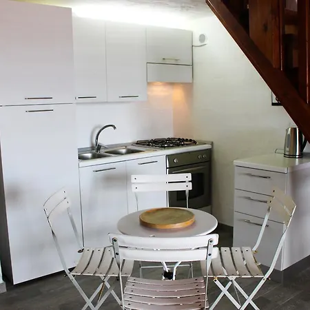 Casa Azzurra Villaggio Est Дом отдыха Капо-Кода-Кавальо